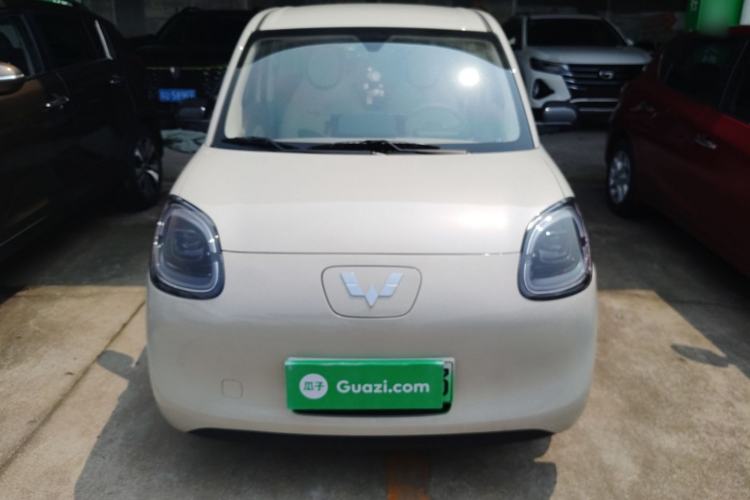 Used Wuling Hongguang MINIEV 2025 Four-Door Version Advanced Edition Front