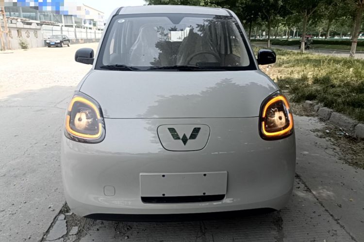 Used Wuling Hongguang MINIEV 2025 Four-Door Version Advanced Edition Front