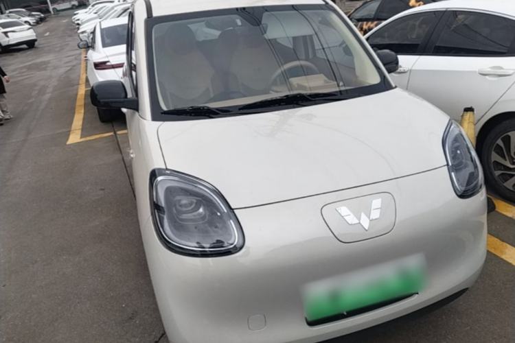 Used Wuling Hongguang MINIEV 2025 Four-Door Version Advanced Edition Front