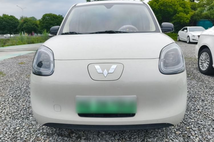 Used Wuling Hongguang MINIEV 2025 Four-Door Version Advanced Edition Front