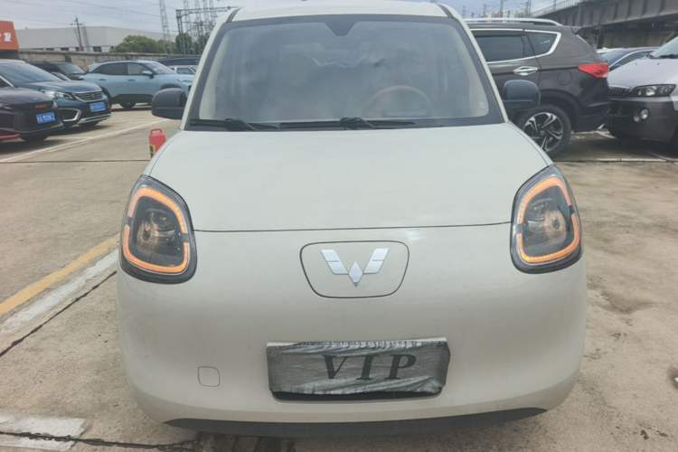 Used Wuling Hongguang MINIEV 2025 Four-Door Version Advanced Edition Front
