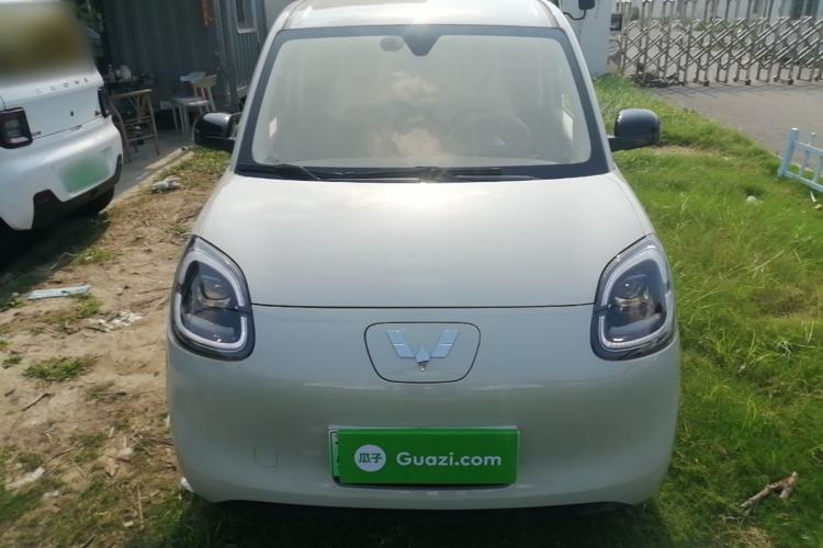 Used Wuling Hongguang MINIEV 2025 Four-Door Version Advanced Edition Front