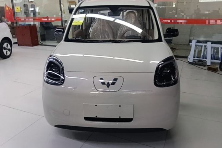 Used Wuling Hongguang MINIEV 2025 Four-Door Version Advanced Edition Front