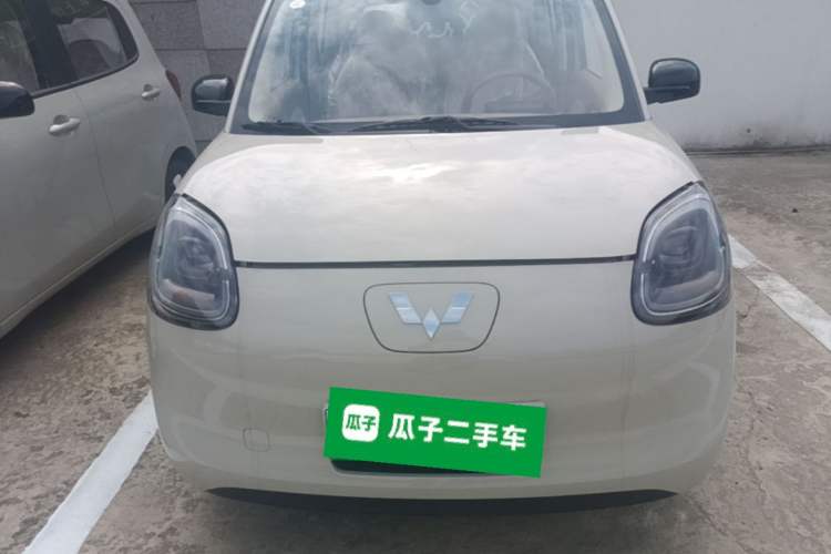 Used Wuling Hongguang MINIEV 2025 Four-Door Version Advanced Edition Front