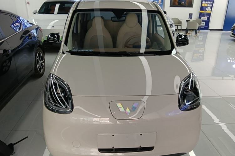Used Wuling Hongguang MINIEV 2025 Four-Door Version Advanced Edition Front