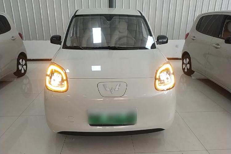 Used Wuling Hongguang MINIEV 2025 Four-Door Version Advanced Edition Front