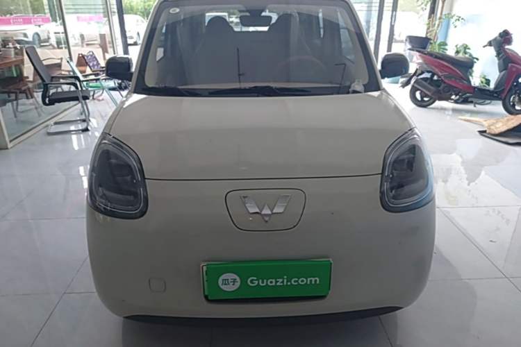 Used Wuling Hongguang MINIEV 2025 Four-Door Version Advanced Edition Front