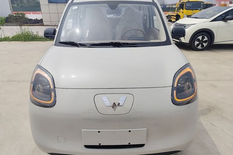 Used Wuling Hongguang MINIEV 2025 Four-Door Version Advanced Edition Front