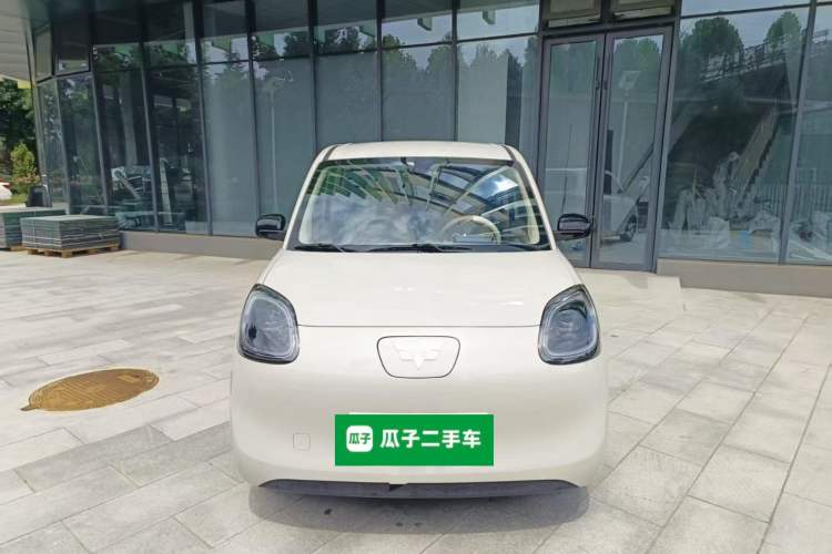 Used Wuling Hongguang MINIEV 2025 Four-Door Version Advanced Edition Front