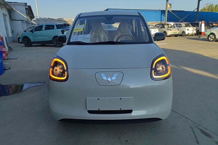 Used Wuling Hongguang MINIEV 2025 Four-Door Version Premium Edition Front
