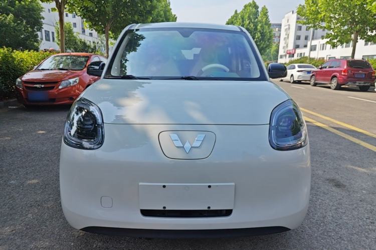 Used Wuling Hongguang MINIEV 2025 Four-Door Version Advanced Edition Front