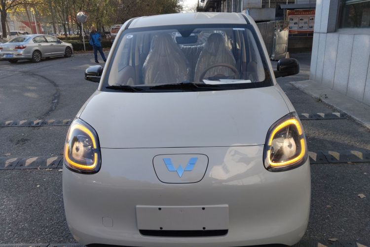 Used Wuling Hongguang MINIEV 2025 Four-Door Version Advanced Edition Front