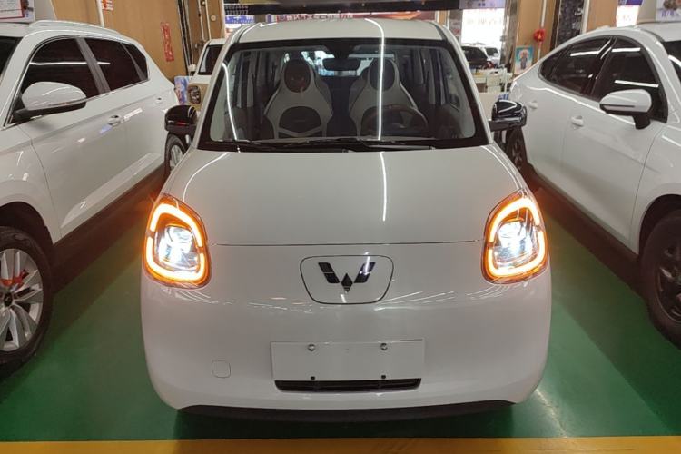 Used Wuling Hongguang MINIEV 2025 Four-Door Version Advanced Edition Front