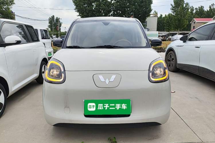 Used Wuling Hongguang MINIEV 2025 Four-Door Version Premium Edition Front