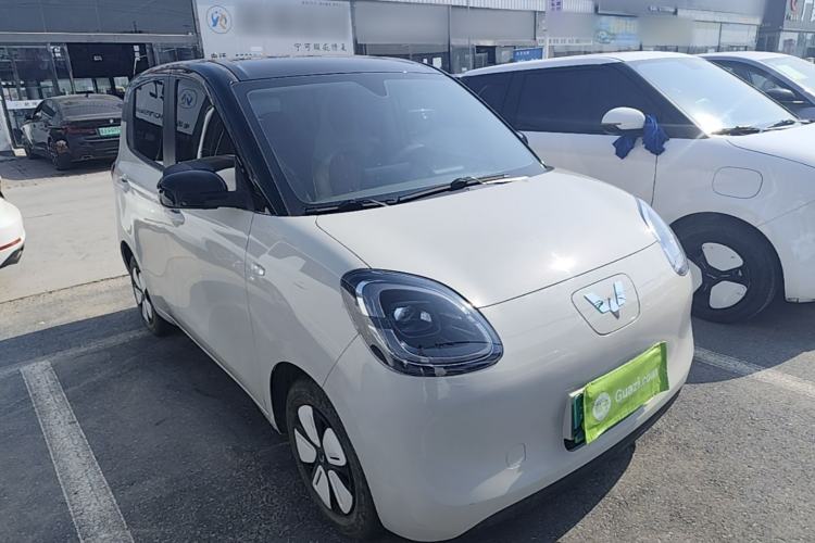 Used Wuling Hongguang MINIEV 2025 Four-Door Version Zhenxiang+ Edition Front Right 45 Deg