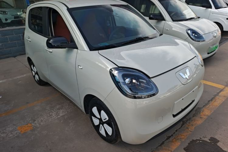 Used Wuling Hongguang MINIEV 2025 Four-Door Version Advanced Edition Front Right 45 Deg