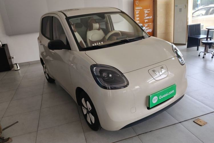 Used Wuling Hongguang MINIEV 2025 Four-Door Version Advanced Edition Front Right 45 Deg