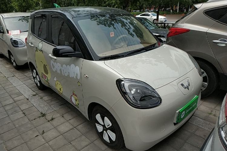 Used Wuling Hongguang MINIEV 2025 Four-Door Version Advanced Edition Front Right 45 Deg