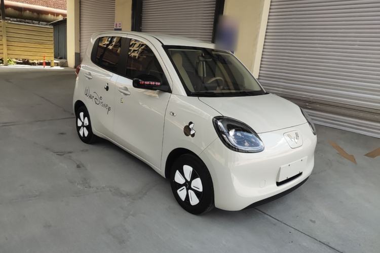 Used Wuling Hongguang MINIEV 2025 Four-Door Version Premium Edition Front Right 45 Deg