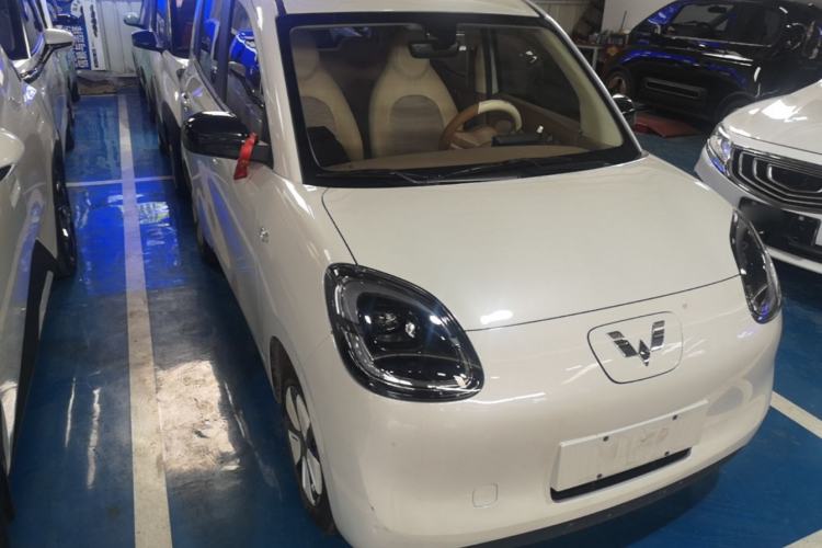 Used Wuling Hongguang MINIEV 2025 Four-Door Version Advanced Edition Front Right 45 Deg