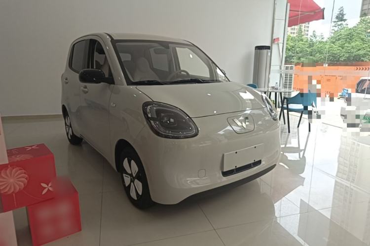 Used Wuling Hongguang MINIEV 2025 Four-Door Version Advanced Edition Front Right 45 Deg
