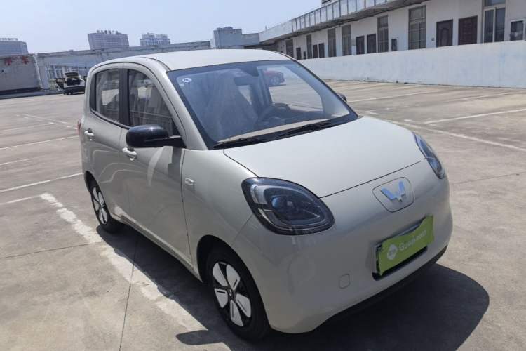 Used Wuling Hongguang MINIEV 2025 Four-Door Version Advanced Edition Front Right 45 Deg
