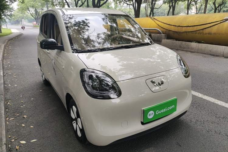 Used Wuling Hongguang MINIEV 2025 Four-Door Version Advanced Edition Front Right 45 Deg
