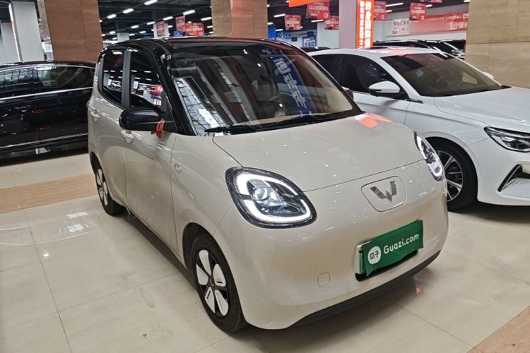 Used Wuling Hongguang MINIEV 2025 Four-Door Version Zhenxiang+ Edition Front Right 45 Deg