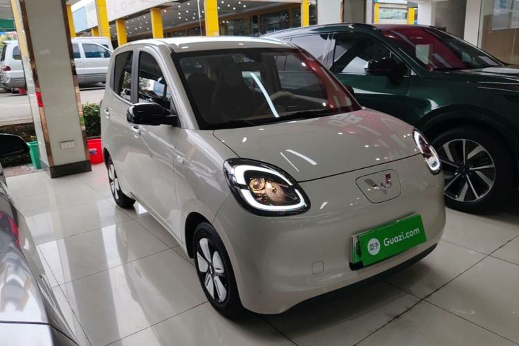 Used Wuling Hongguang MINIEV 2025 Four-Door Version Advanced Edition Front Right 45 Deg