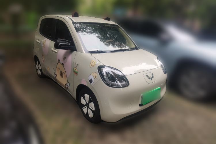 Used Wuling Hongguang MINIEV 2025 Four-Door Version Premium Edition Front Right 45 Deg