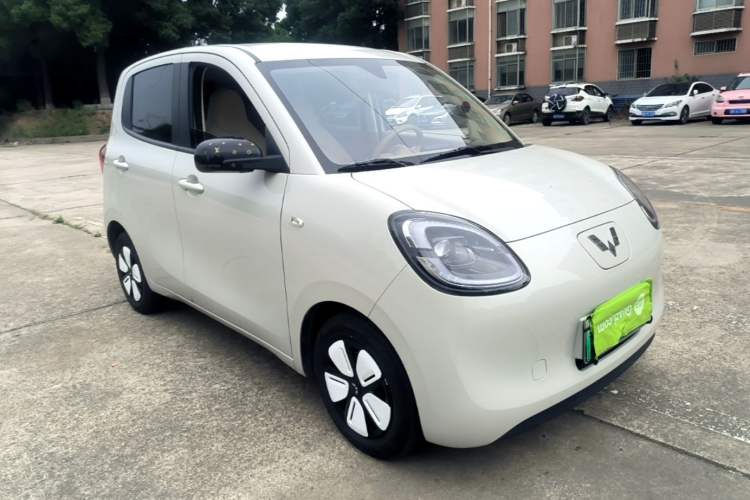 Used Wuling Hongguang MINIEV 2025 Four-Door Version Advanced Edition Front Right 45 Deg