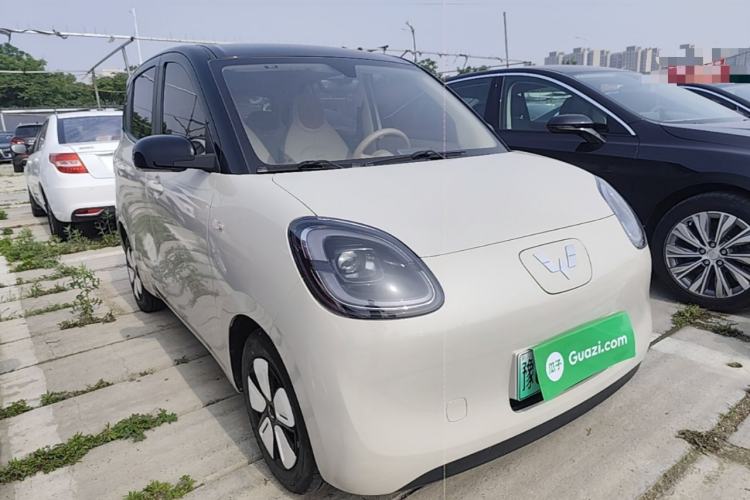 Used Wuling Hongguang MINIEV 2025 Four-Door Version Advanced Edition Front Right 45 Deg
