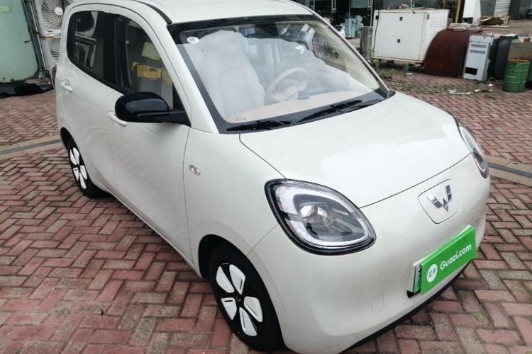 Used Wuling Hongguang MINIEV 2025 Four-Door Version Advanced Edition Front Right 45 Deg