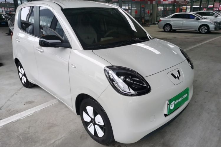 Used Wuling Hongguang MINIEV 2025 Four-Door Version Advanced Edition Front Right 45 Deg