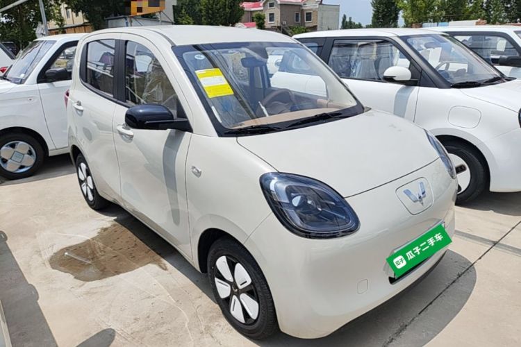 Used Wuling Hongguang MINIEV 2025 Four-Door Version Advanced Edition Front Right 45 Deg