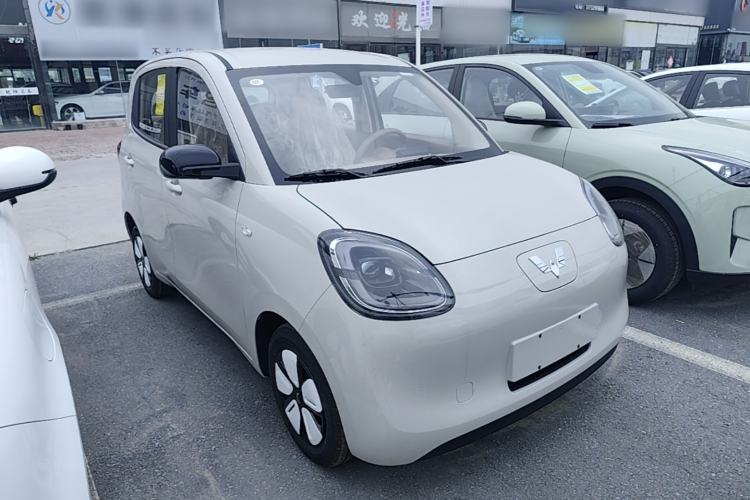 Used Wuling Hongguang MINIEV 2025 Four-Door Version Advanced Edition Front Right 45 Deg