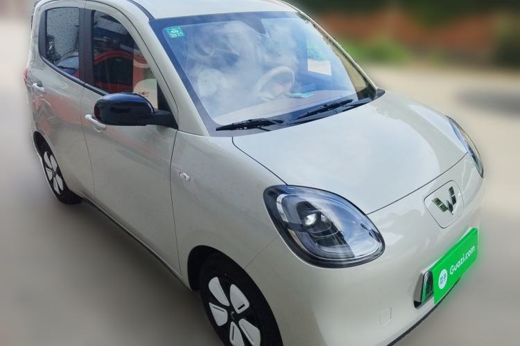 Used Wuling Hongguang MINIEV 2025 Four-Door Version Advanced Edition Front Right 45 Deg