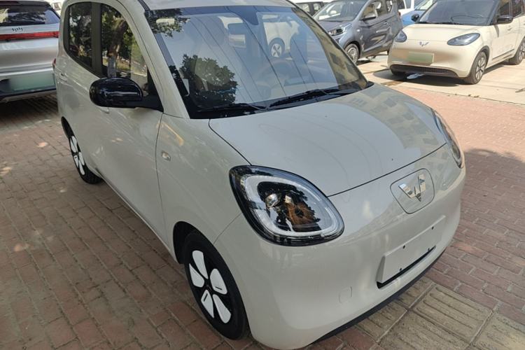Used Wuling Hongguang MINIEV 2025 Four-Door Version Advanced Edition Front Right 45 Deg