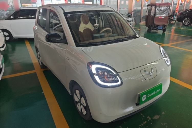 Used Wuling Hongguang MINIEV 2025 Four-Door Version Premium Edition Front Right 45 Deg
