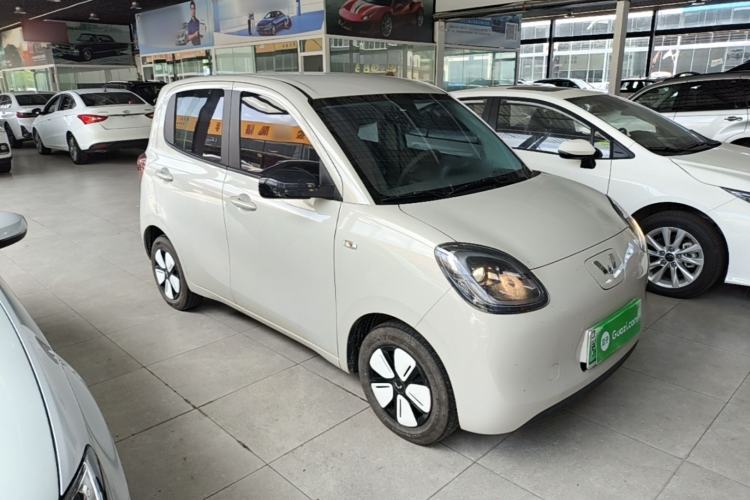 Used Wuling Hongguang MINIEV 2025 Four-Door Version Advanced Edition Front Right 45 Deg