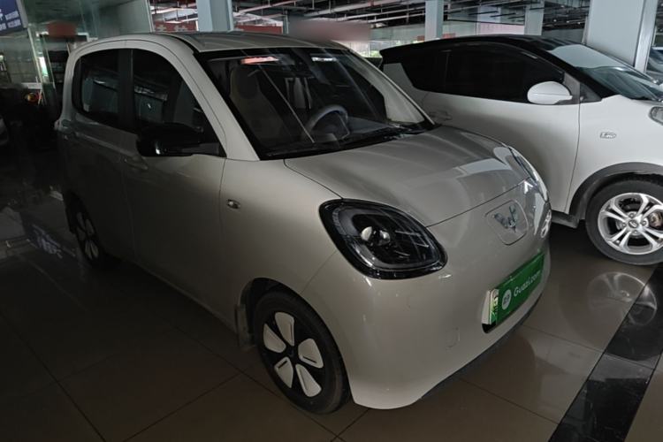 Used Wuling Hongguang MINIEV 2025 Four-Door Version Advanced Edition Front Right 45 Deg