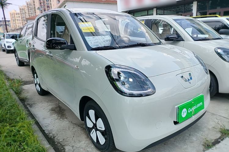 Used Wuling Hongguang MINIEV 2025 Four-Door Version Advanced Edition Front Right 45 Deg