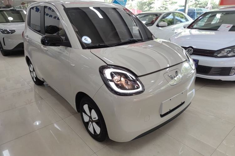 Used Wuling Hongguang MINIEV 2025 Four-Door Version Advanced Edition Front Right 45 Deg