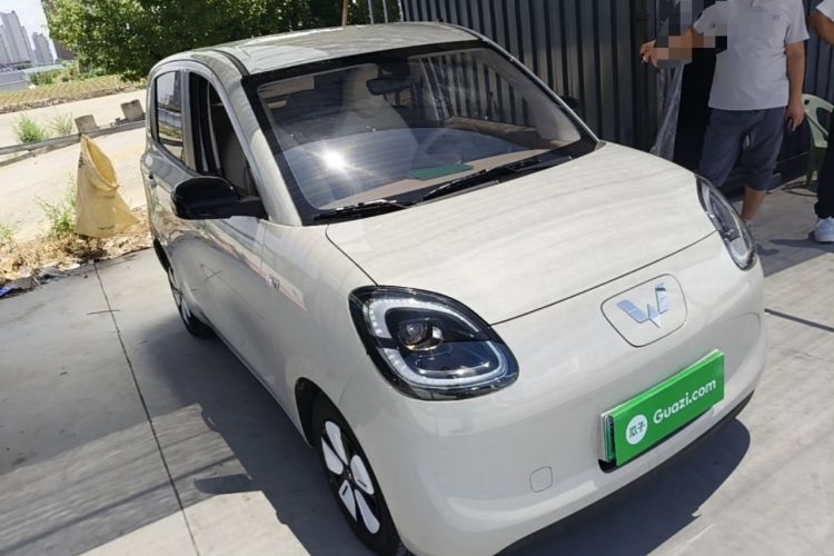 Used Wuling Hongguang MINIEV 2025 Four-Door Version Advanced Edition Front Right 45 Deg