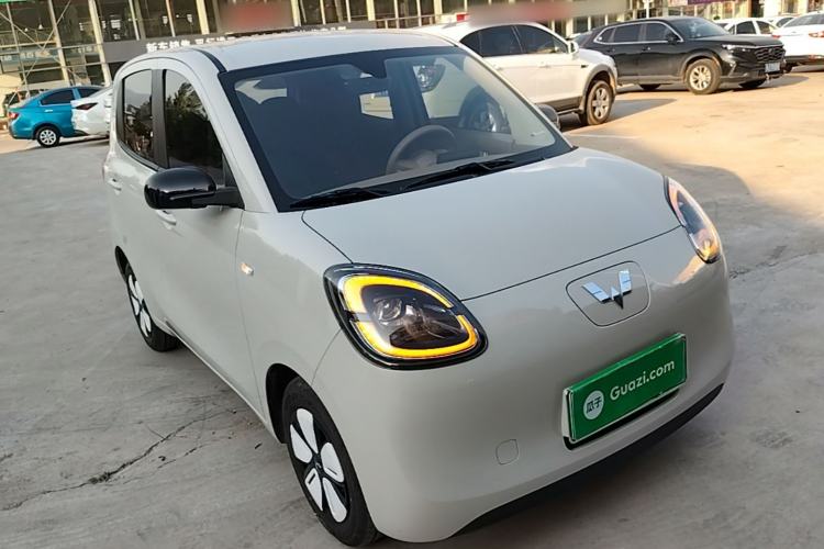 Used Wuling Hongguang MINIEV 2025 Four-Door Version Advanced Edition Front Right 45 Deg
