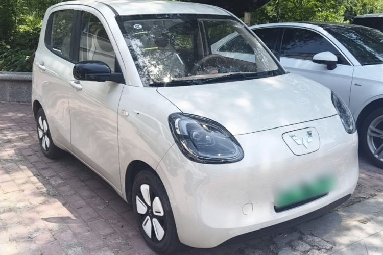 Used Wuling Hongguang MINIEV 2025 Four-Door Version Advanced Edition Front Right 45 Deg