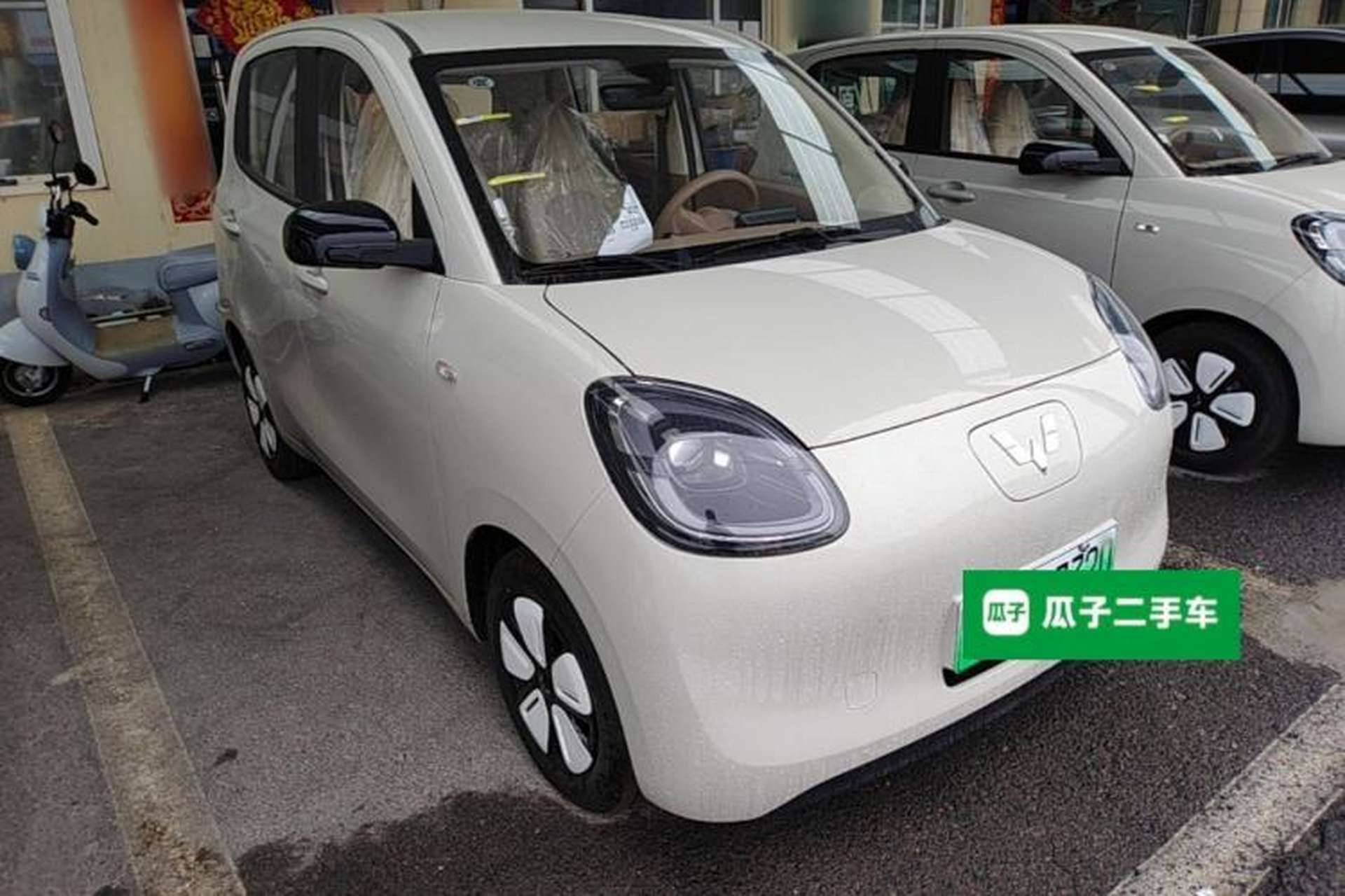 Used Wuling Hongguang MINIEV 2025 Four-Door Version Advanced Edition Front Right 45 Deg