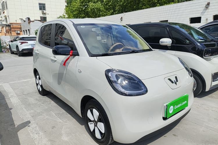 Used Wuling Hongguang MINIEV 2025 Four-Door Version Advanced Edition Front Right 45 Deg