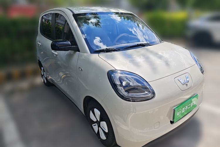 Used Wuling Hongguang MINIEV 2025 Four-Door Version Advanced Edition Front Right 45 Deg
