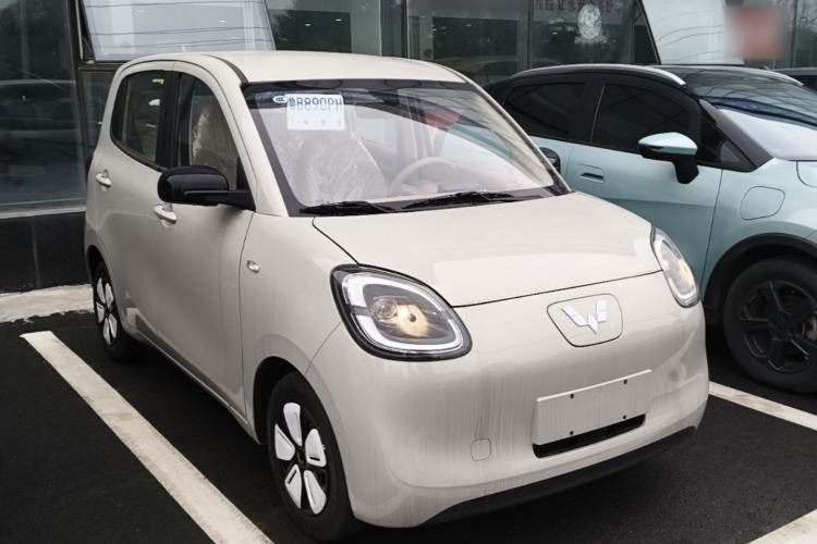 Used Wuling Hongguang MINIEV 2025 Four-Door Version Advanced Edition Front Right 45 Deg